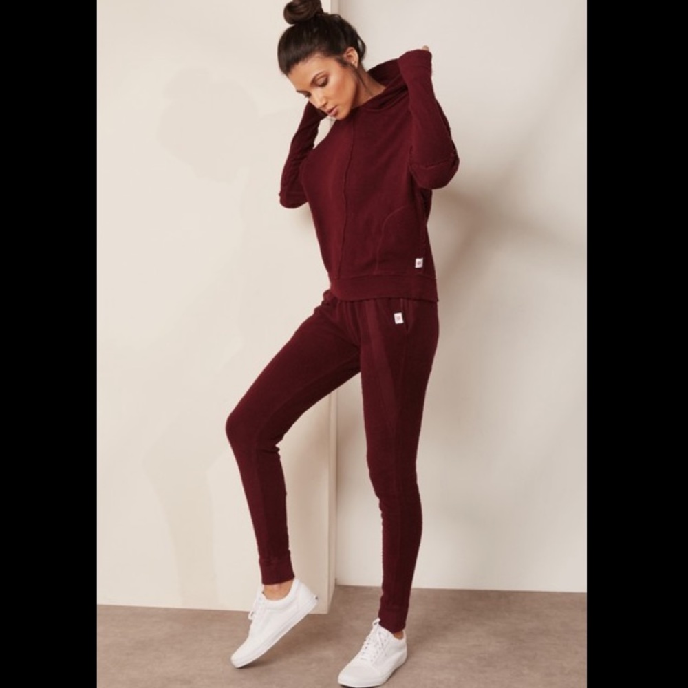 Vimmia Burgundy Warmth Hoodie